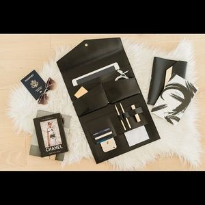 Megan Clutch Portfolio Glass Ladder Black causebox